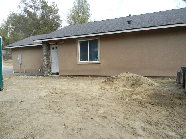 Building Photo - 40519 Bollinger Pl