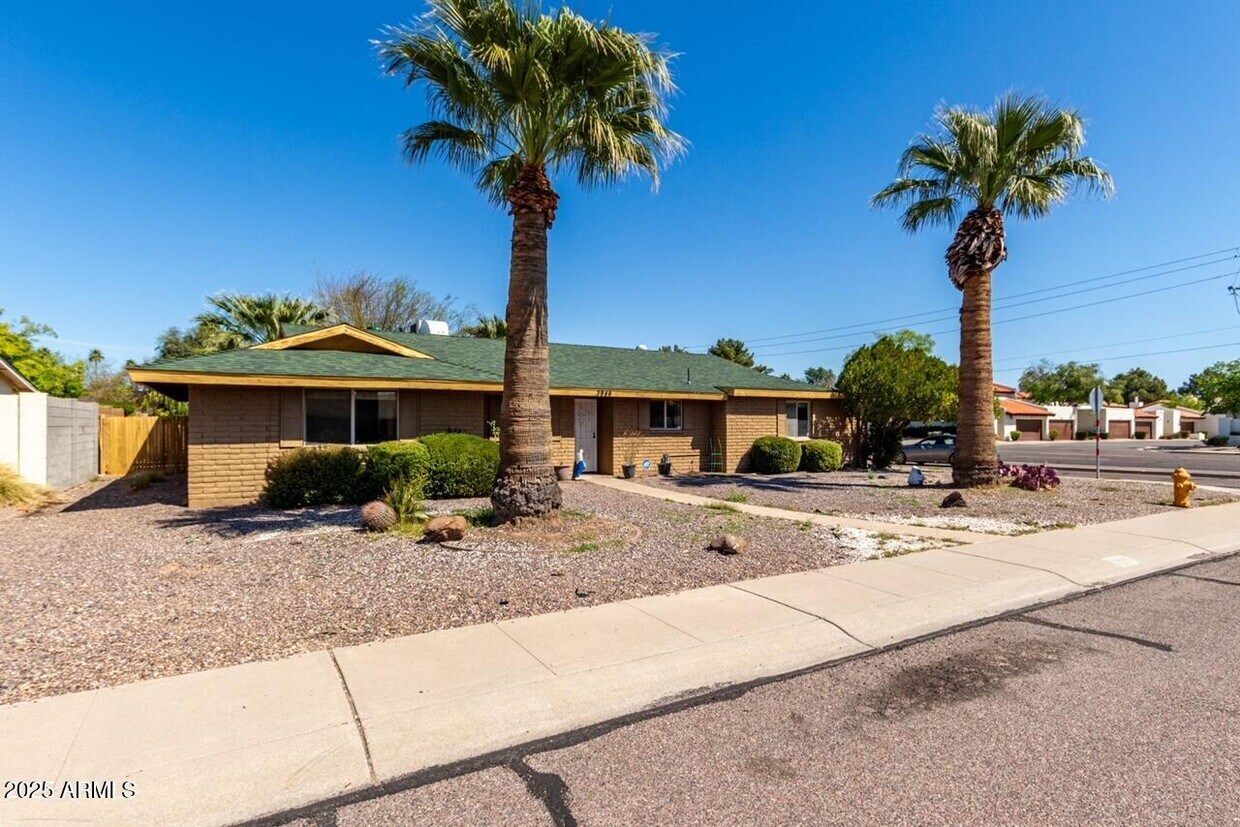 Foto principal - 3946 E Cortez St