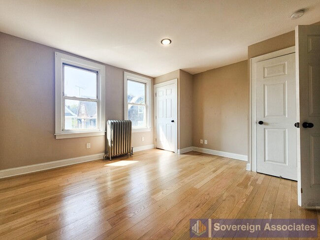 Building Photo - 46 N Fulton Ave