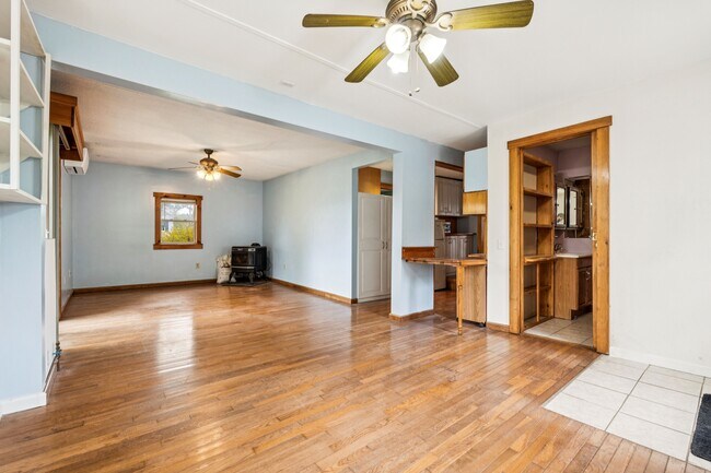 Cocina/sala de estar combinadas - 112 Payne Rd
