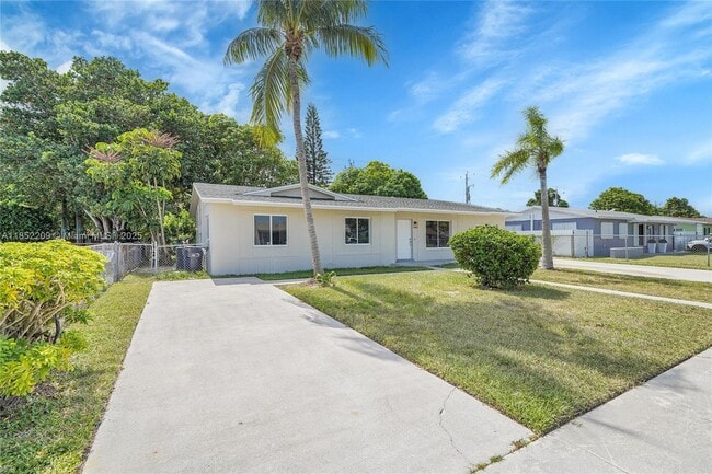 Building Photo - 14312 SW 110th Ave