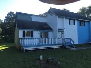 Building Photo - 33162 Chincoteague Rd