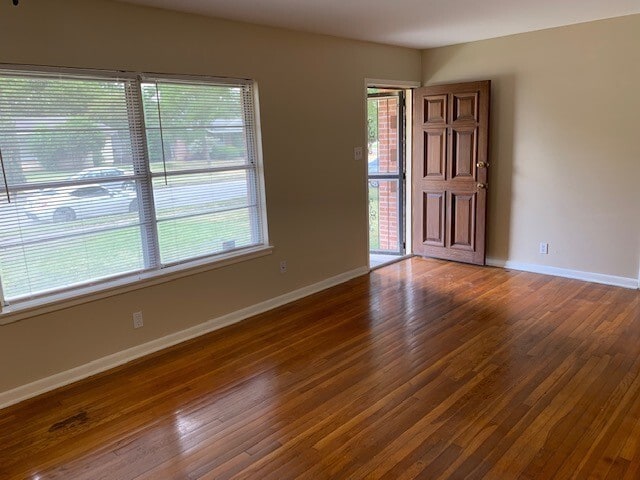 Building Photo - 4718 Bernadine Dr