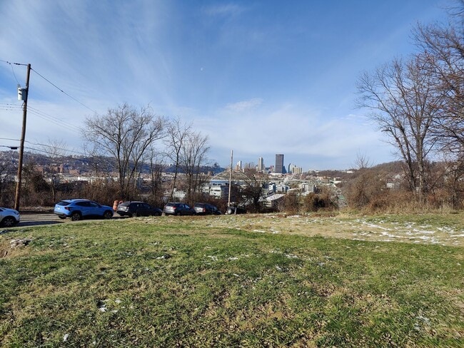 Foto del edificio - *Spacious 2BD/1BA Single-Family Home Available in Oakland*