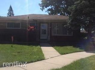Primary Photo - 21770 Fairlane Ct