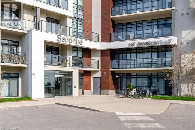 Photo du bâtiment - 125 Shoreview Pl