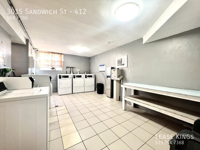 Building Photo - 1 Bed 1 Bath 4th Level Apartment All Inclu...