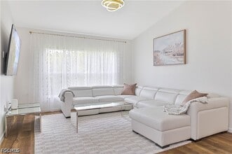 Building Photo - 22741 Sandy Bay Dr