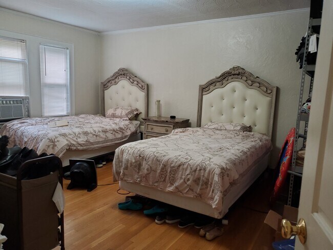 Building Photo - 29 Wiltshire Rd