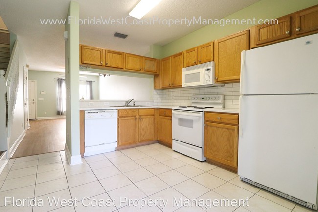 Foto del edificio - 2 br, 2.5 bath House - 4528 Runabout Way