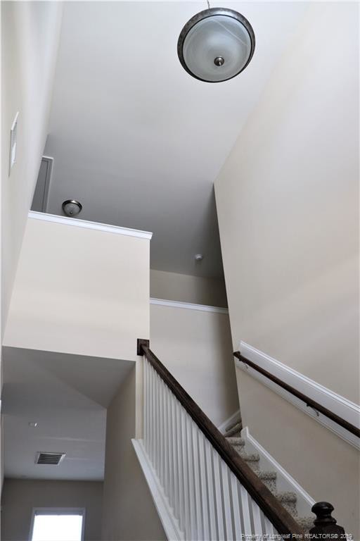 Building Photo - 321 Walton Heath Dr