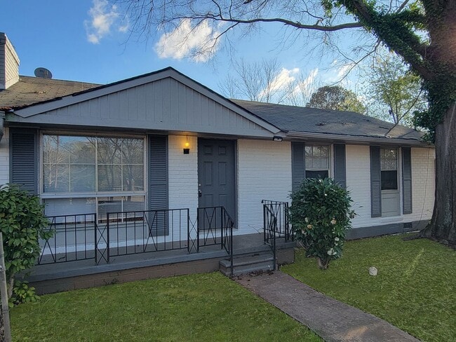 Building Photo - Charming Brick Ranch Home is Available Now...