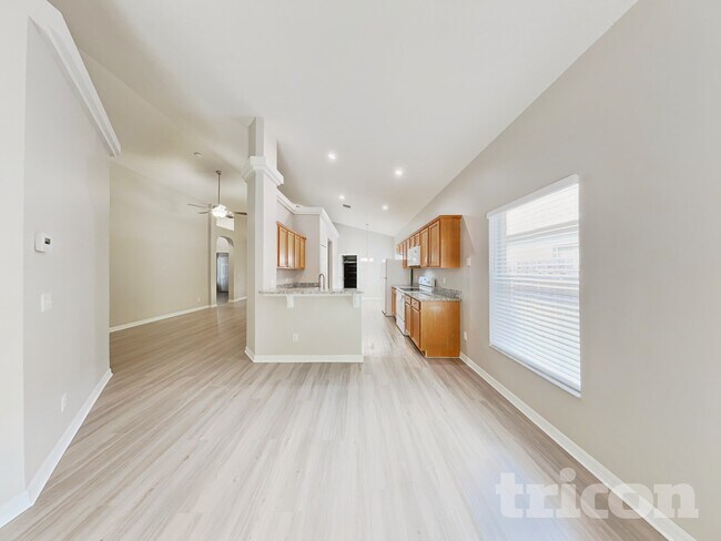 Foto del edificio - 2143 Kaylas Ct