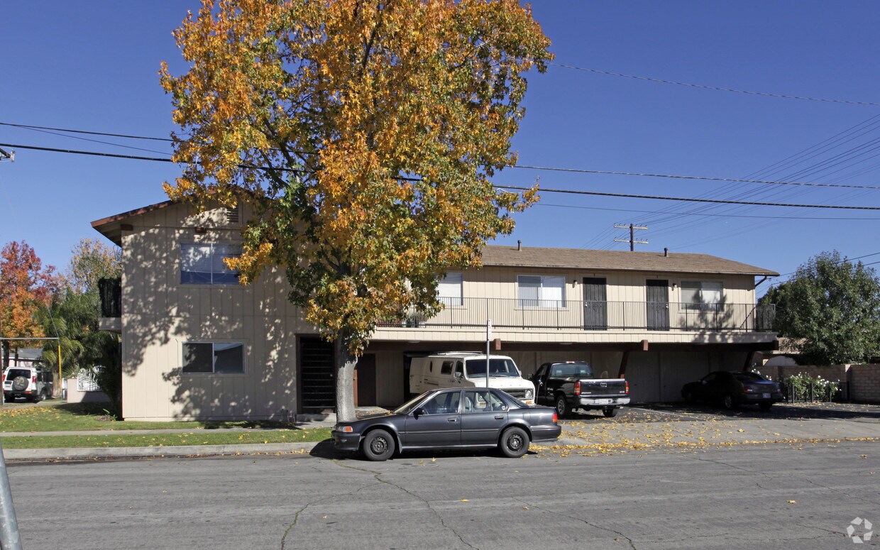 Building Photo - 202 Harding Ave