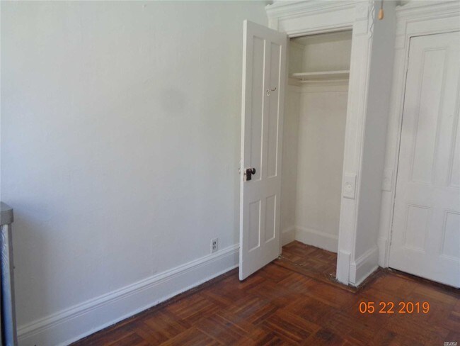 Building Photo - 976 Greene Ave
