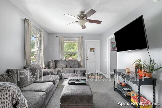 Foto del edificio - 1530 Quarry Ave NW