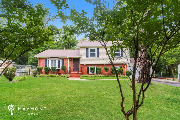 Primary Photo - 6724 Castlegate Dr