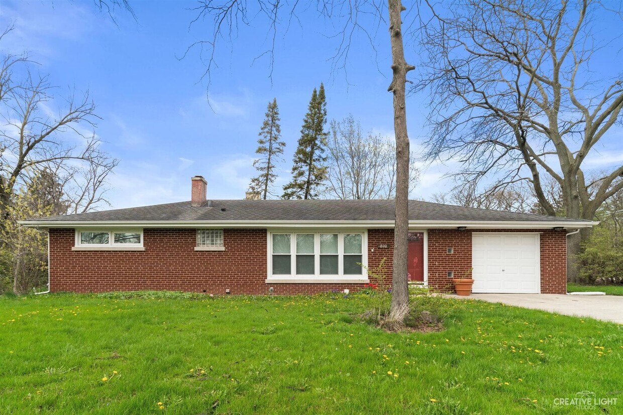 800 Riedy Rd, Lisle, IL 60532 House Rental in Lisle, IL