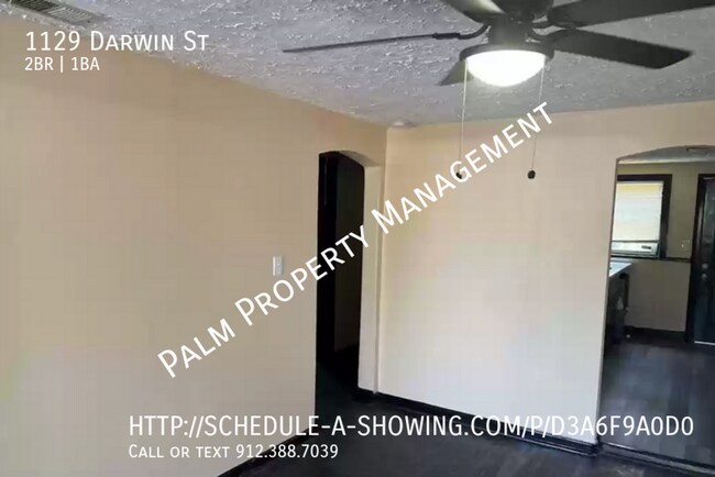 Building Photo - 2 bedroom, 1 bathroom home with great kitc...