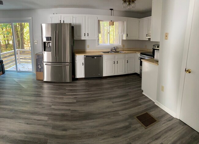 Foto del edificio - 34 Scenic Dr