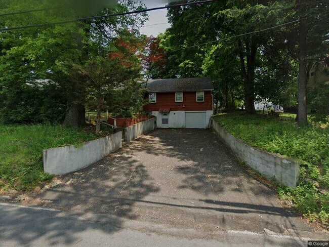 Foto del edificio - 14 Hempstead Rd