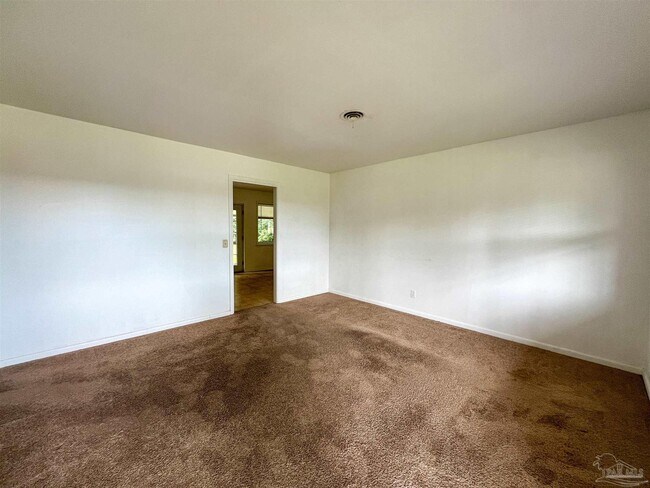 Foto del edificio - 7121 Marie Ave