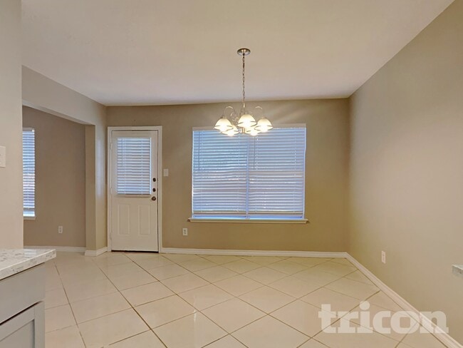 Building Photo - 9746 Phil Halstead Dr