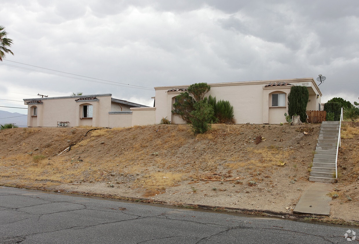Primary Photo - 66772 8th St