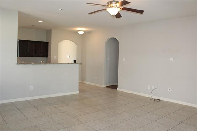 Foto del edificio - 4829 Beaver Creek Ave