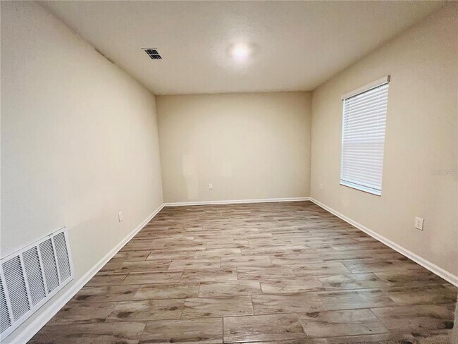 Foto del edificio - 4303 Blackshear Ct