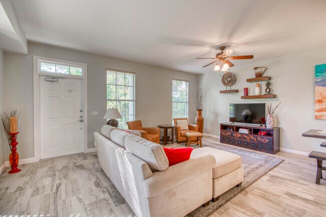 Foto del edificio - 148 Ashley Ct