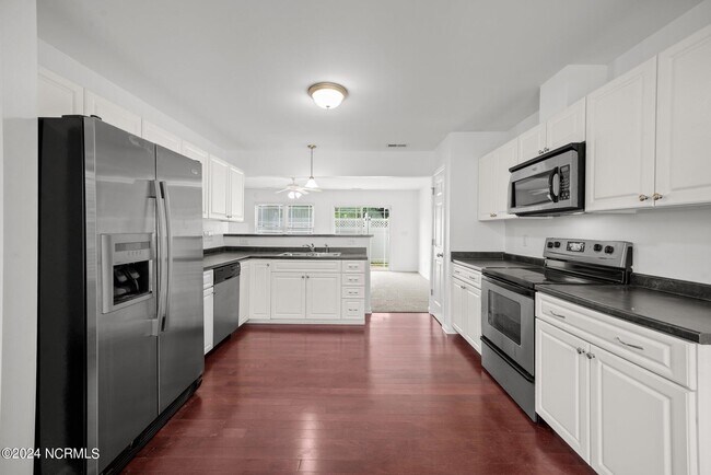 Foto del edificio - 4136 Kittrell Farms Dr