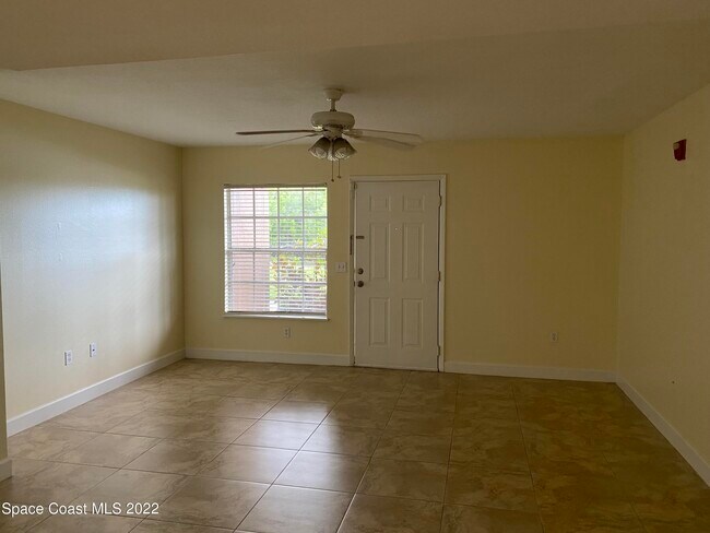 Foto del edificio - 1790 Rocky Wood Cir