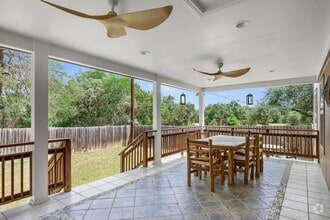 Building Photo - 8404 Tyhurst Dr