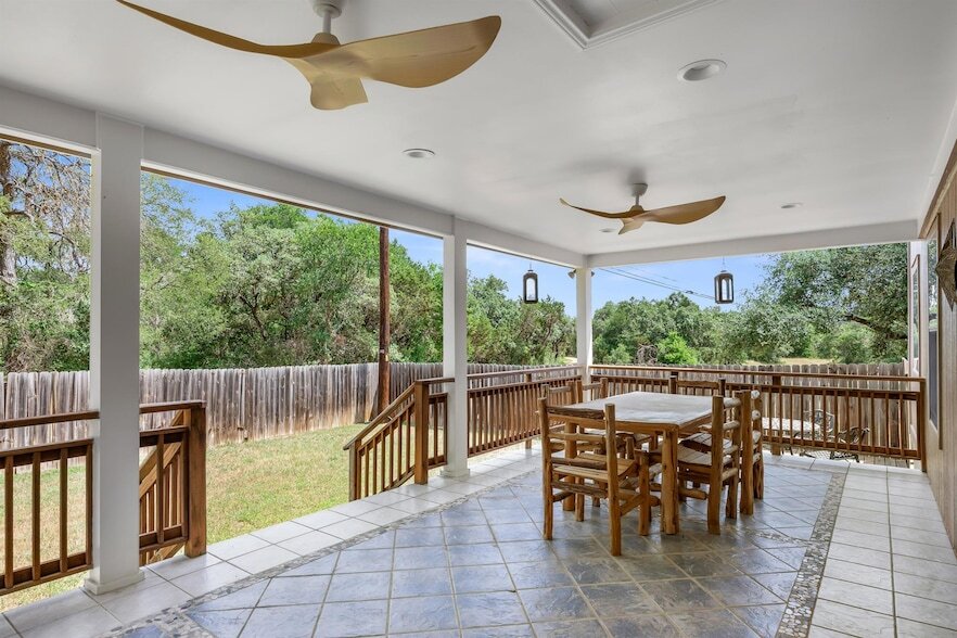 Foto principal - 8404 Tyhurst Dr