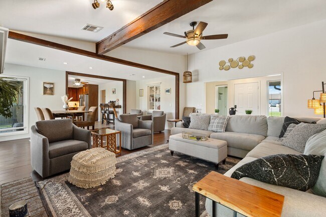 Foto del edificio - 12713 Gaelic Glen Ct