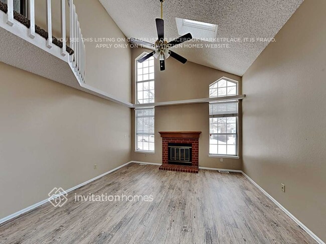 Building Photo - 4890 N Foxtail Dr