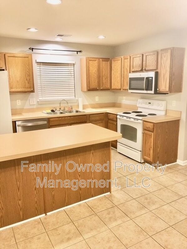 Foto del edificio - 200 Pond Pine Trail