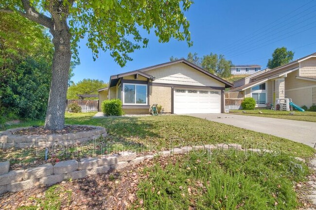 Building Photo - 616 Woodside Pl