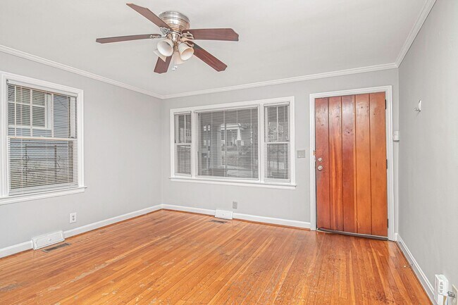 Foto del edificio - 2 bdrm, 1 bath in East Atlanta