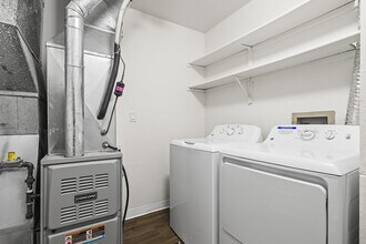Building Photo - Tanglewood Apartments