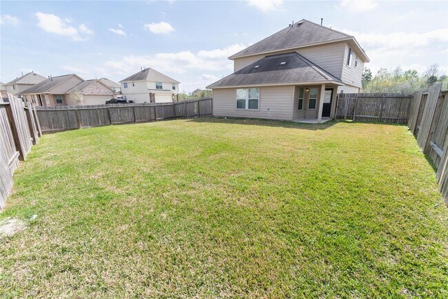 Building Photo - 2602 Vikram Dr