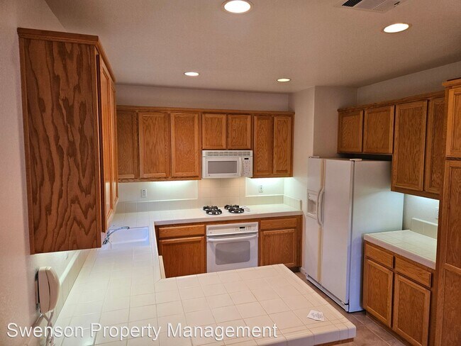 Building Photo - 3 br, 2.5 bath House - 5224 Charlton Ct.