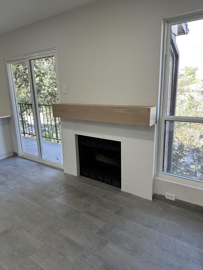 Foto del edificio - 5916 Gaston Ave