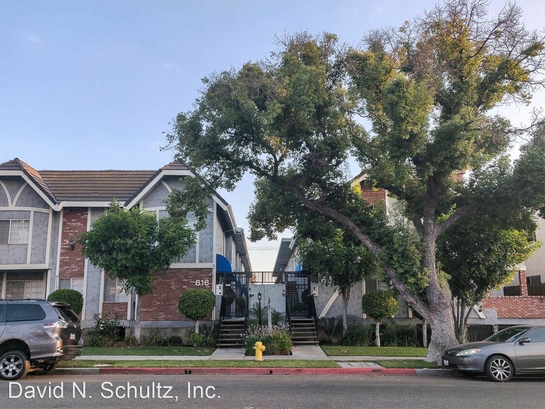 Foto principal - 616 W Wilson Ave