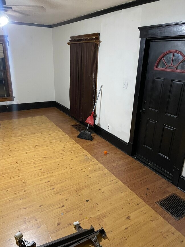 Living room - 2700 2nd St NW