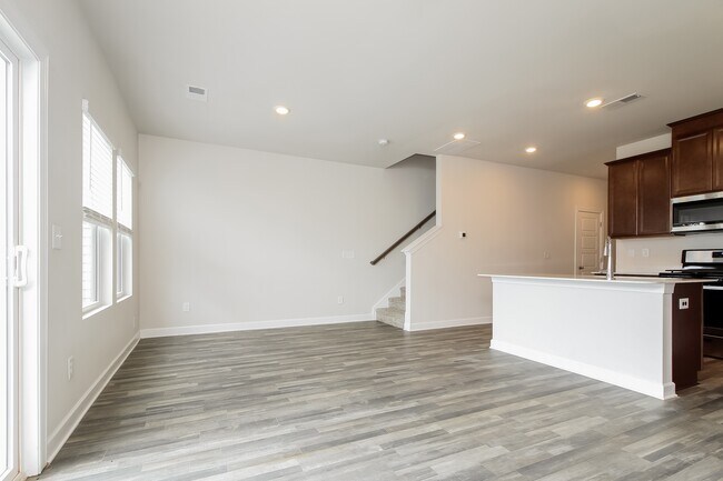 Foto del edificio - 131 Telford Dr