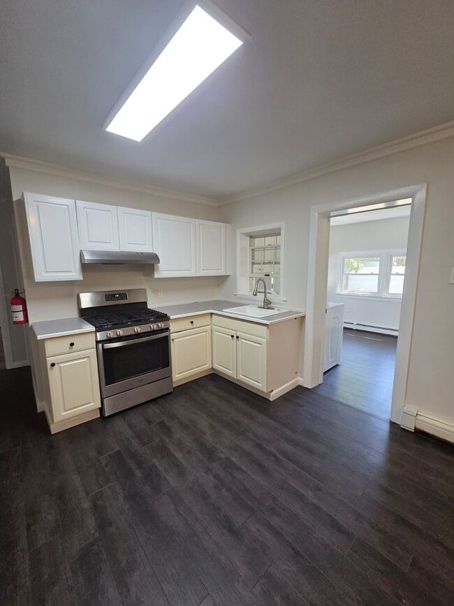 Building Photo - 3899 Smith Dr