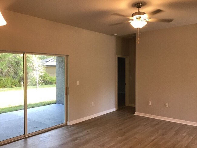 Building Photo - 5052 Sago Palm Rd