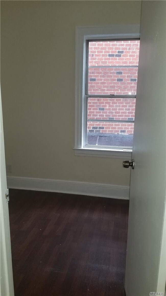 Building Photo - 48-39 58th Ln